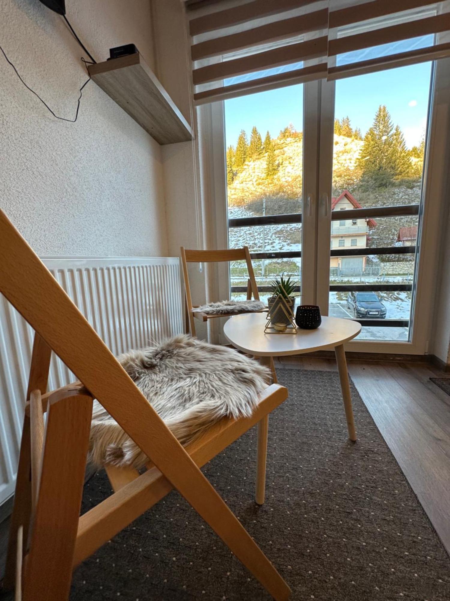 Apartman - Sobe Tiha Luka, Bjelašnica エクステリア 写真